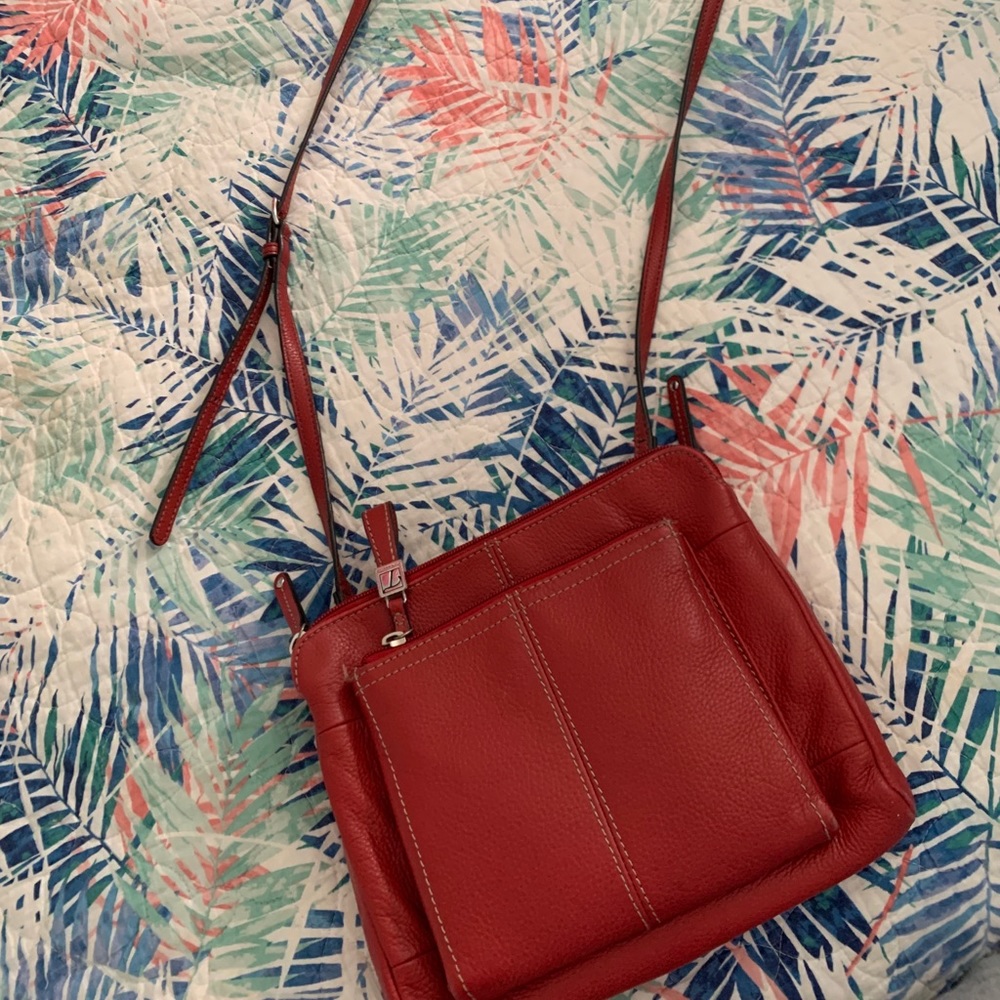 Tignanello crossbody purse